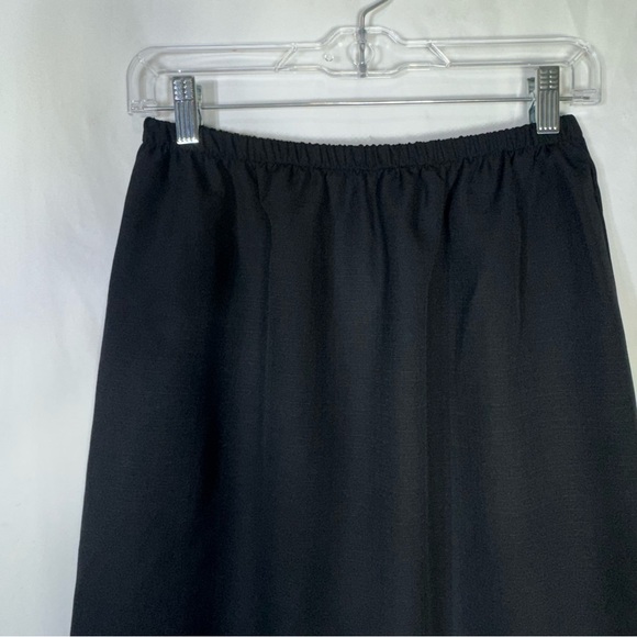 Women’s Black Elastic Waist Calf Length Career Skirt - Picture 2 of 5